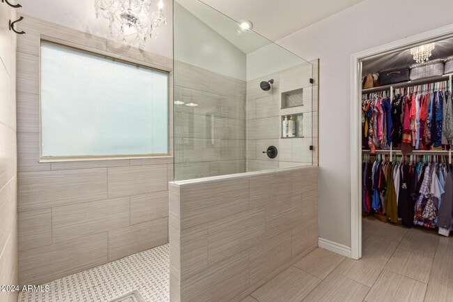 Building Photo - 8616 E Ocaso Ave