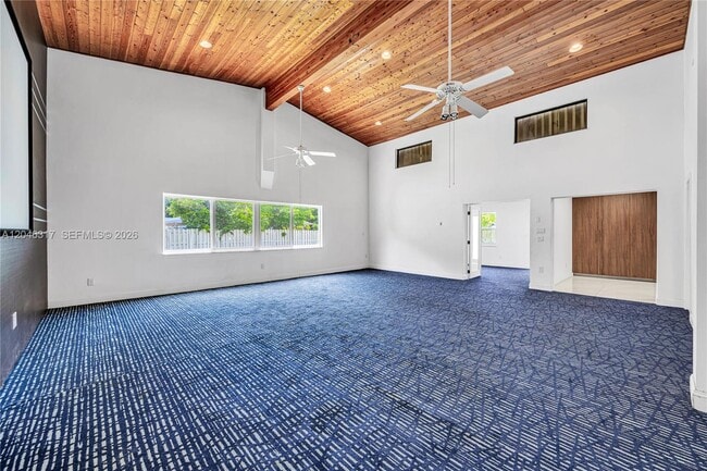 Building Photo - 12525 SW 68th Ct