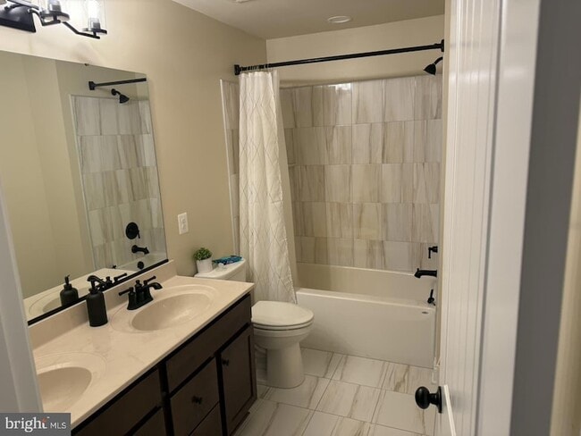 Building Photo - 7986 Benjamin Stoddert Ct