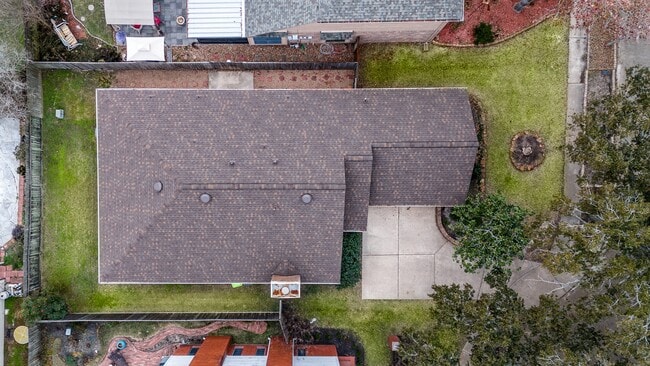 Building Photo - 21315 Park Post Ln