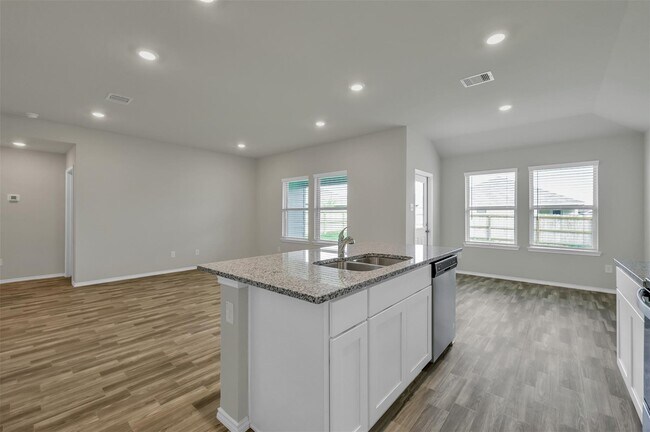 Building Photo - 225 Pecos Dr