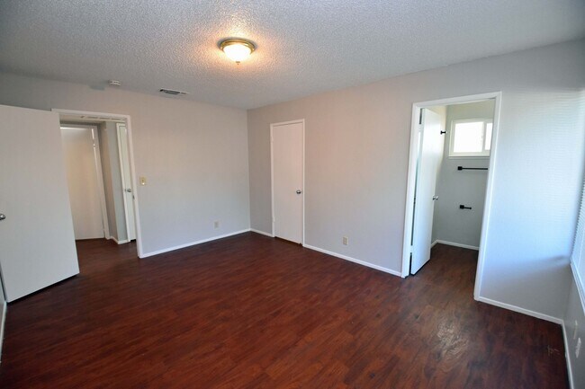 Building Photo - 5902-5902 Bourbon Dr