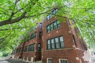 Building Photo - 2 bedroom in Chicago IL 60625
