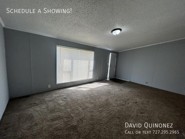 Building Photo - 2737 W Washington Center Rd