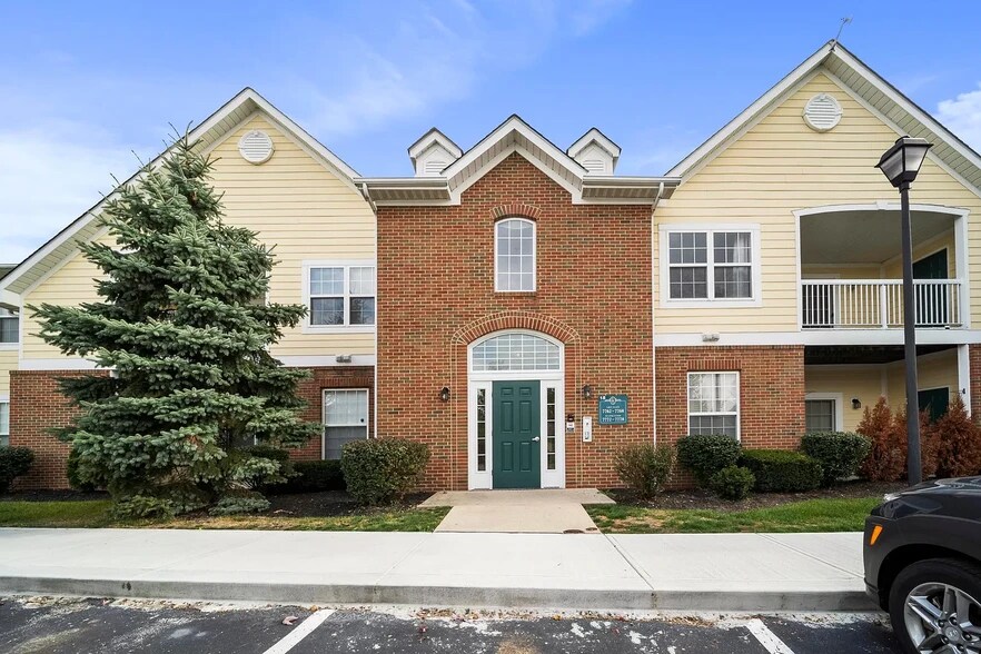 Building Photo - 7768 Essex Gate Dr S