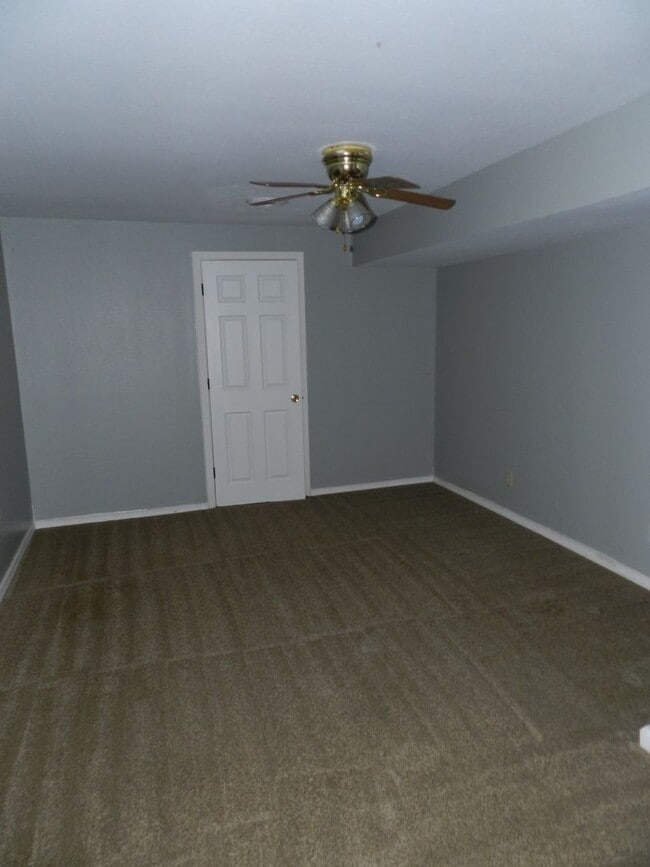 Building Photo - 14558 Holloway Ln