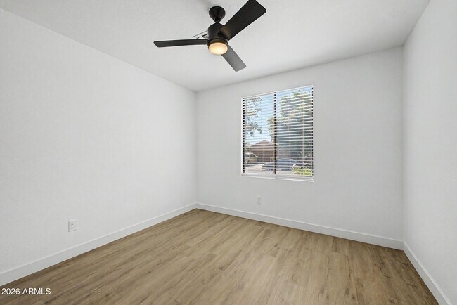 Building Photo - 16813 N 113th Ave