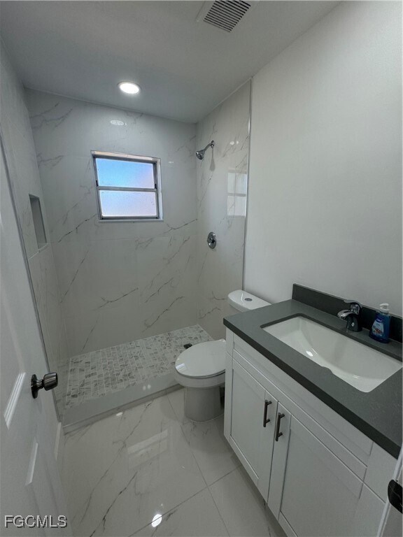 Building Photo - 1806 SE 15th Pl