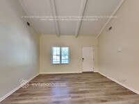Building Photo - 2638 Windmere Dr NW