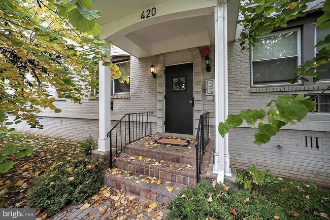 Building Photo - 420 Oklahoma Ave NE