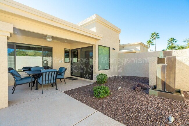 Building Photo - 10640 E Vogel Ave