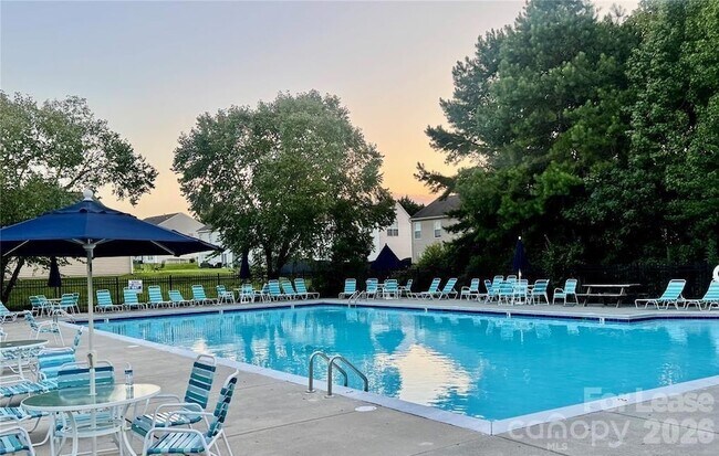 Building Photo - 6227 Stonefort Ct