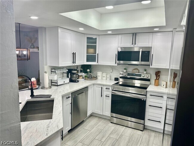 Building Photo - 3100 Seasons Way