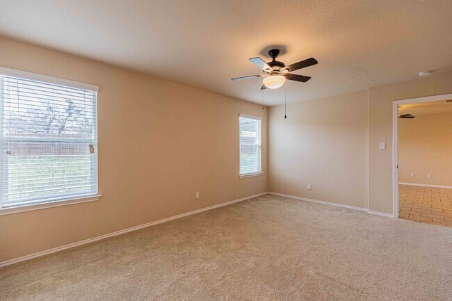 Building Photo - 1411 Frio Eagle