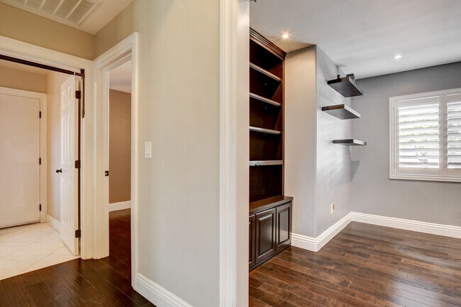 Building Photo - Stunning Aliante Single-Story with Casita ...