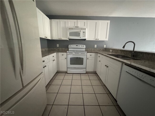 Building Photo - 849-851 Eisenhower Blvd