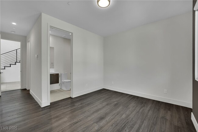 Building Photo - 378 Tranquil Peak Ct