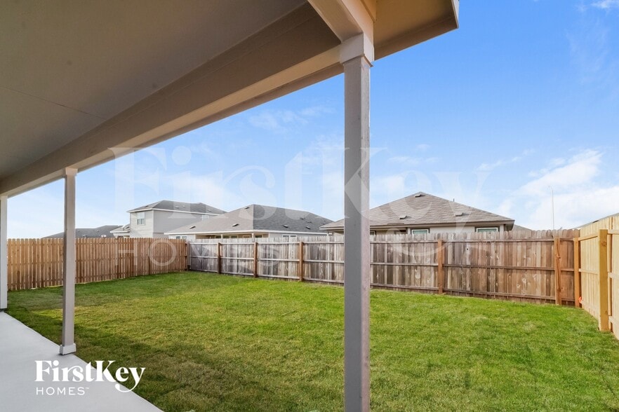 Building Photo - 2712 La Mundial St