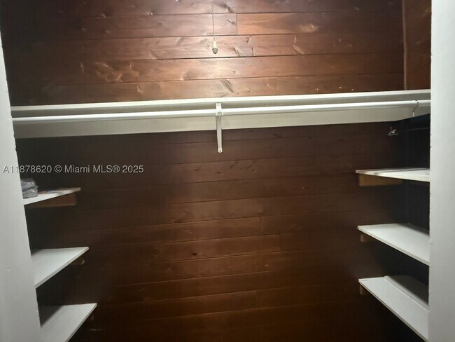 Building Photo - 1289 Marseille Dr