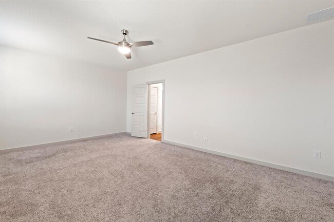 Building Photo - 3024 Louris Ln