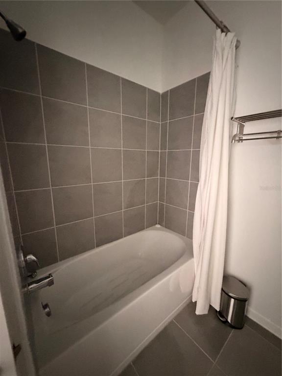 Building Photo - 832 Daring Dr