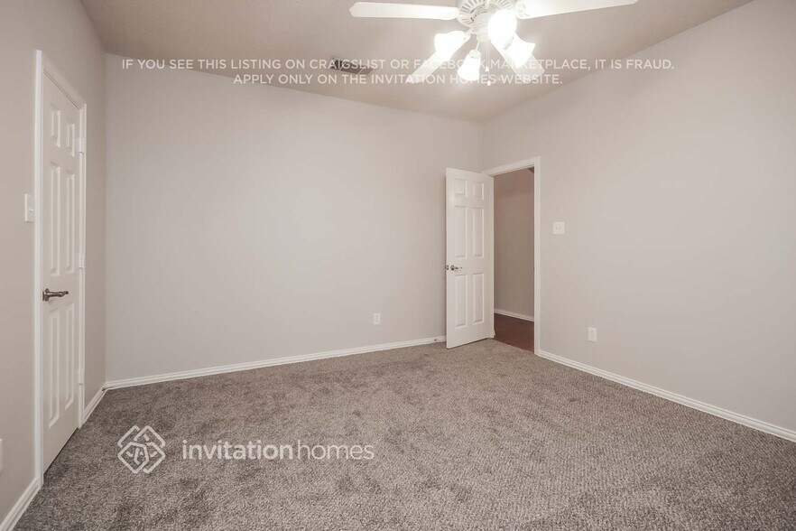 Building Photo - 1912 St Nevis Dr