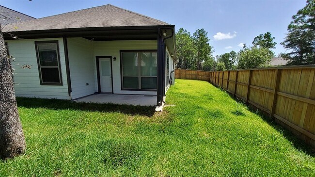 Building Photo - 305 Rise Ln