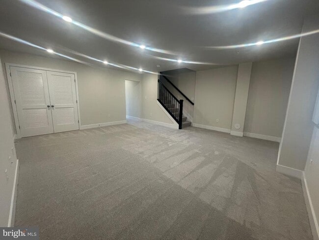 Building Photo - 2264 Marcy Dr