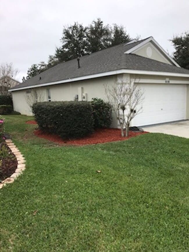 Building Photo - Weston Hills Gated Pool Community