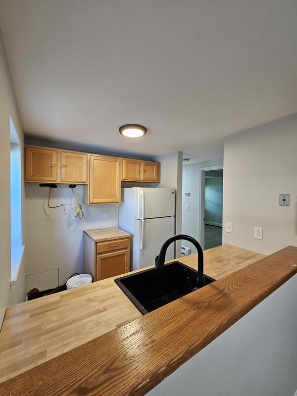 Primary Photo - 148 Union St