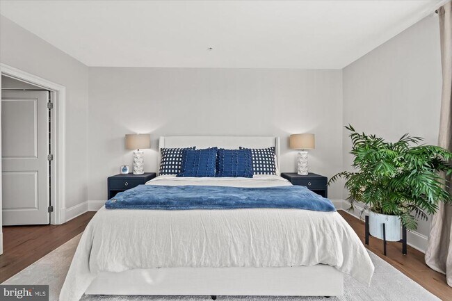 Building Photo - 600 Second St