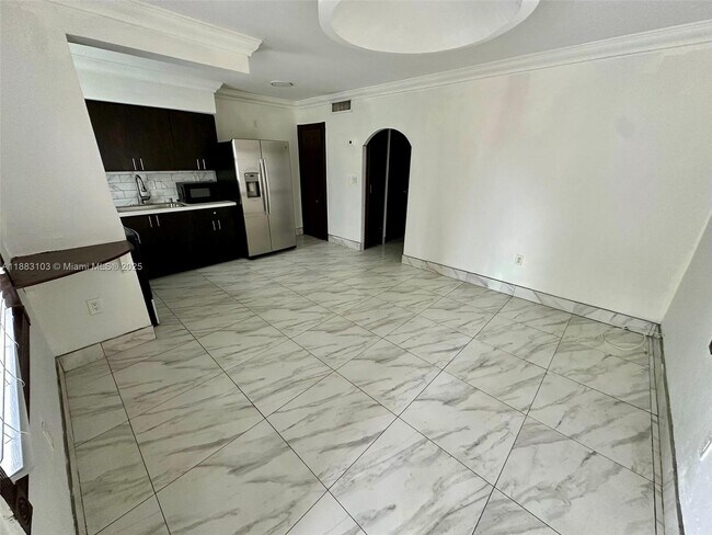 Building Photo - 783 NW 96th St