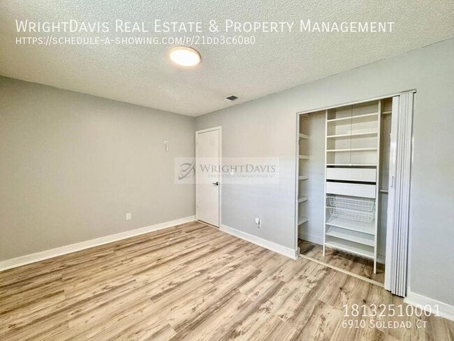 Building Photo - 6910 Soledad Ct