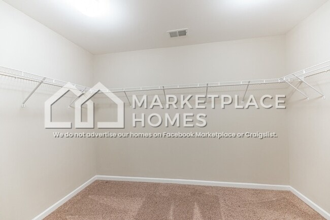 Building Photo - 115 Rawlins Dr