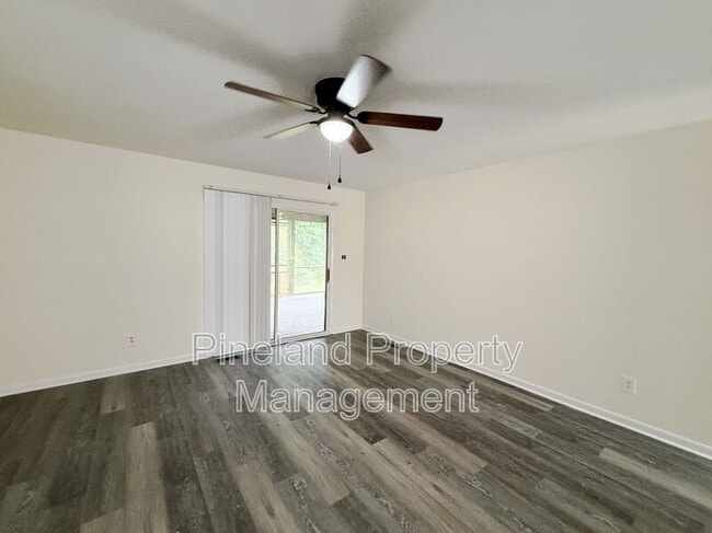 Building Photo - 518 Suffolk Ct