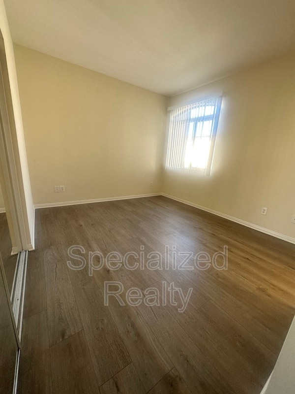 Building Photo - 5716 Whitsett Ave