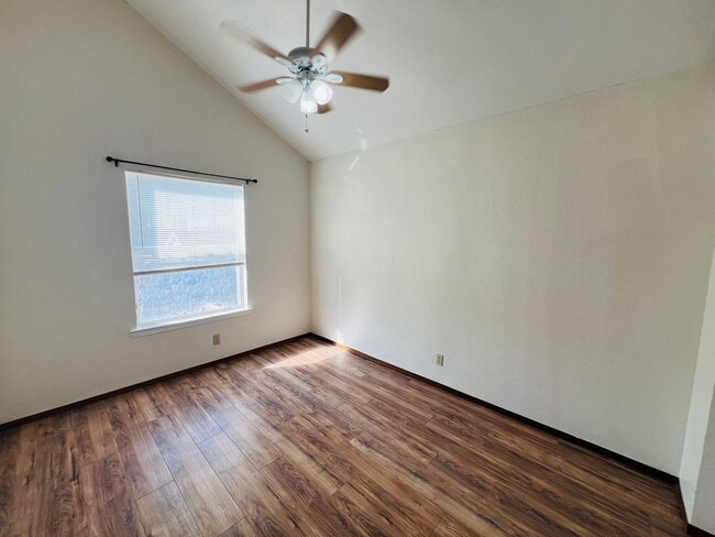 Building Photo - 11876 Vere Leasure Dr