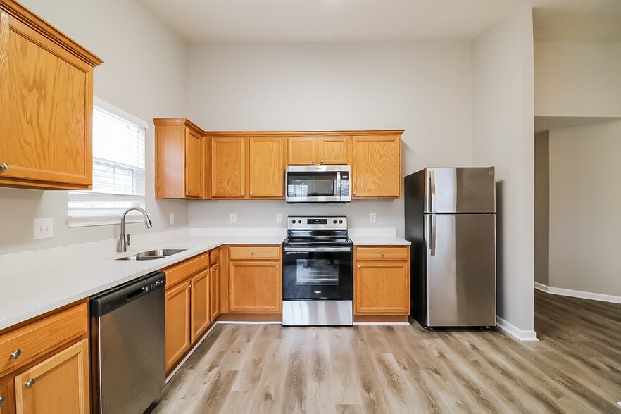 Building Photo - 232 Weststone Blvd