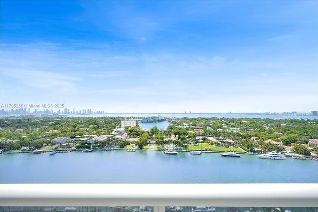 Building Photo - 4775 Collins Ave