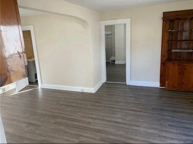 Building Photo - 35 Judson Ave