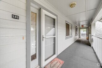Building Photo - Beautiful La Cita Country Club!
