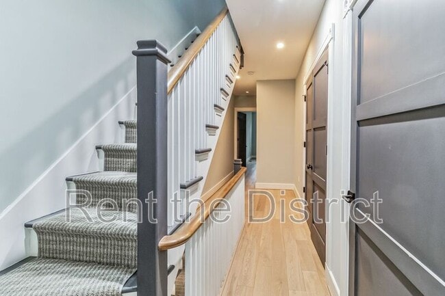 Building Photo - 1239 Kenyon St NW