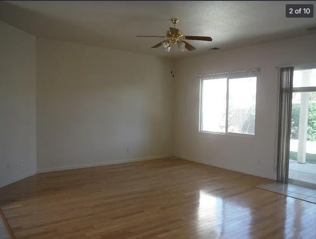 Building Photo - 2254 Independence Pl