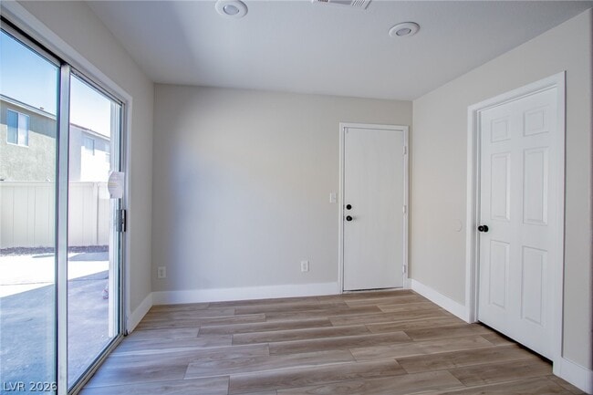 Building Photo - 2108 Sandy Ln