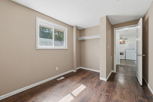 Building Photo - 3113-3115 Fulmer Road