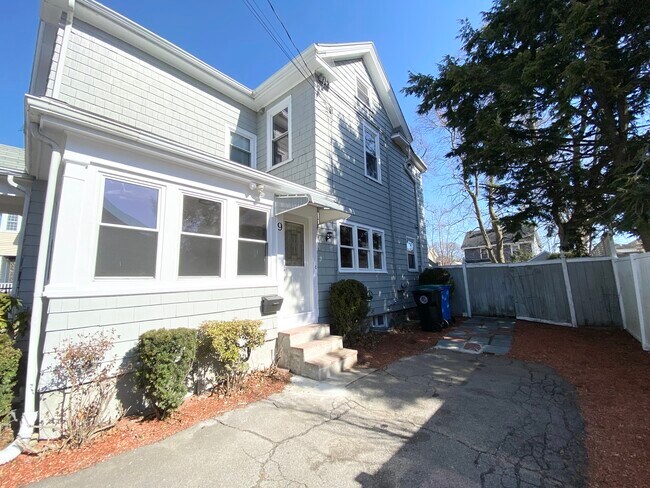Building Photo - 9 Woodland St
