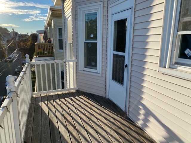 Building Photo - 31 Faywood Ave