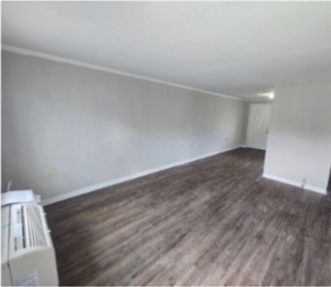 Building Photo - 2709 Howell Ct