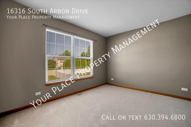 Building Photo - 16316 S Arbor Dr