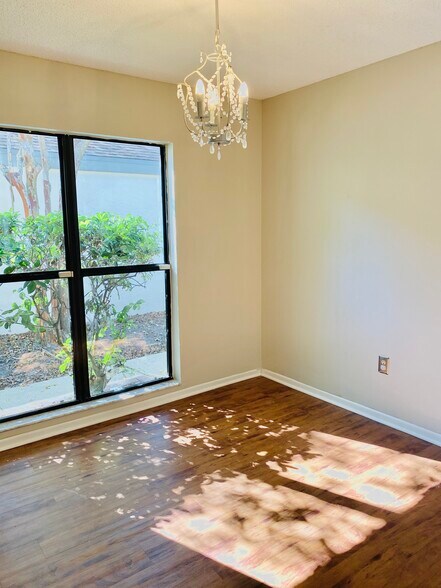 Building Photo - 13903 LAZY OAK DRIVE